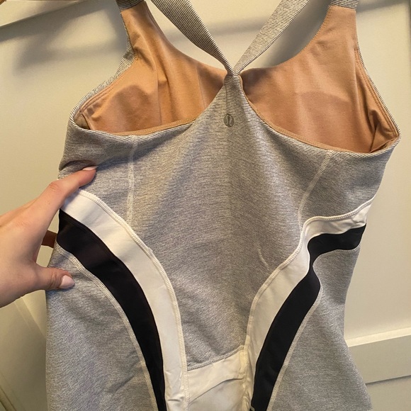 Lululemon Grey Tank - Size 8 - Picture 3 of 8
